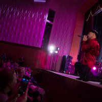 Легендарний «Щедрик» та Висоцький українською звучали у виконані Олега Скрипки та оркестру НАОНІ