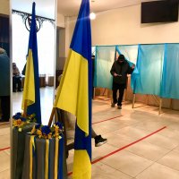 Виборча дільниця, розміщена у міському палаці культури, –  одна із кращих у Рівному