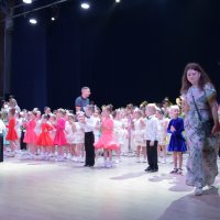 Яскраво та енергійно відзвітував народний ансамбль бального танцю «Флеш»