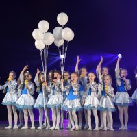 ЗВІТНИЙ КОНЦЕРТ Зразкового естрадного хору ”DAR&B”