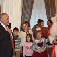 У міському палаці культури - новорічна атмосфера Мрій і Добра