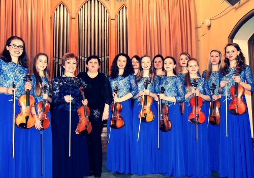Ансамбль скрипалів  Арієтта